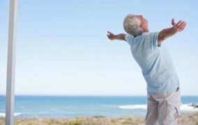 الحكومة لا تتهاون بتقاعد الـ 60