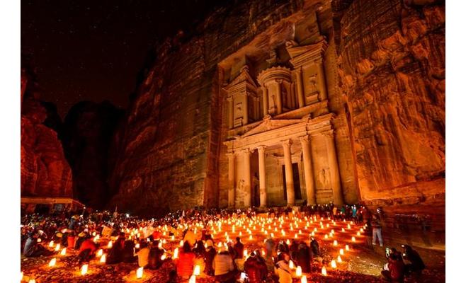 البترا تحتفل بمرور 11 عاما على اختيارها كإحدى عجائب الدنيا