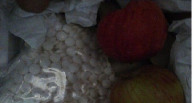 العثور على مخدرات داخل صناديق التفاح بمعبر جابر