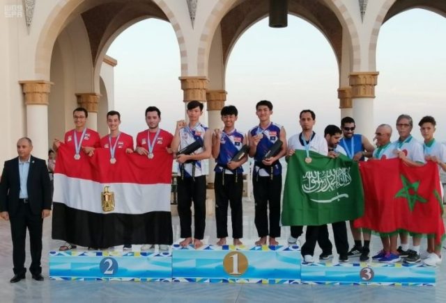 تكريم شعبي لنجم كويتي استبعدته الإمارات من بطولة دولية بسبب لحيته