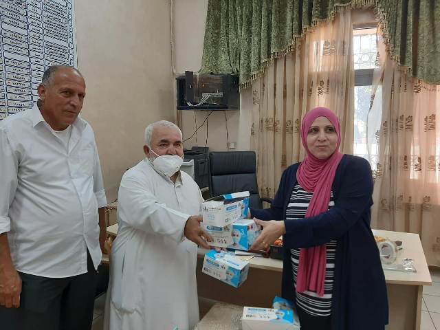 توزيع 3000 آلاف كمامة صحية على مدارس عجلون