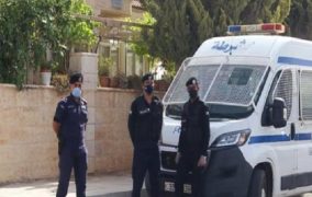 عزل منزلين في زي بعد تسجيل اصابات بالكورونا