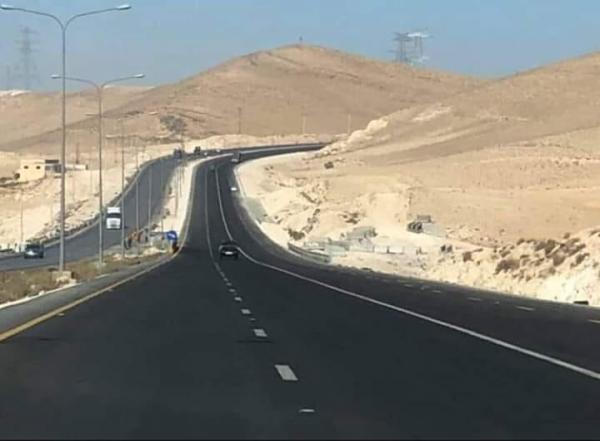 تجهيز الطريق الصحراوي