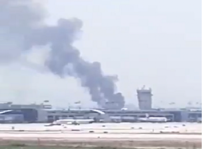 اندلاع حريق في مطار تل أبيب