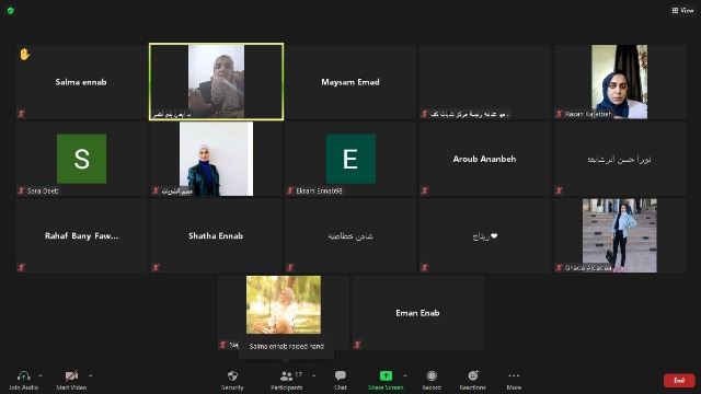 حواريه حول أهمية تلقي مطعوم كورونا