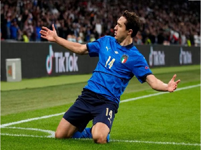 ايطاليا تتأهل لنهائي اليورو على حساب اسبانيا