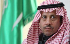 السفير الفارق عمر الصقور