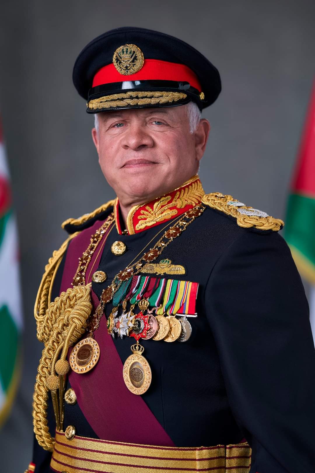 وزير الأشغال يهنئ الملك بعيد الجلوس الملكي وذكرى الثورة العربية الكبرى ويوم الجيش