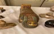 مصر تستعيد مجموعة من القطع الأثرية القديمة المهربة