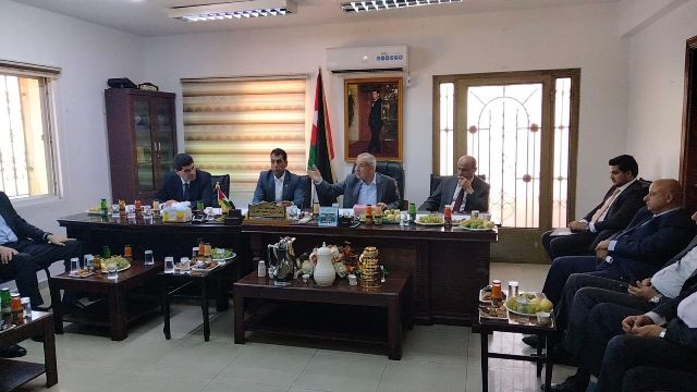 الوزير كريشان : يدعو البلديات في عجلون لتنفيذ المشاريع الاستثمارية الناجحة بالشراكة مع القطاع الخاص (مصور)