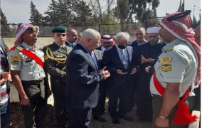 مندوبا عن جلالة الملك ..العيسوي يشارك بتشييع جثمان المرحوم المهندس نبيل طوقان