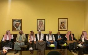 وجهاء قبيلة بني صخر في منزل الفايز