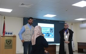 <strong>الكلية الجامعية الوطنية للتكنولوجيا تستضيف محاضرة بعنوان 