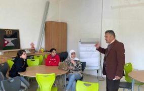 محاضرة عن الاعلام واهميته في مركز زها الثقافي بمنطقة طارق