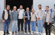 حزب تقدُّم يُسلِّم الهيئة الخيرية الهاشمية طرودا لشحنات الإغاثة الموجهة لغزة