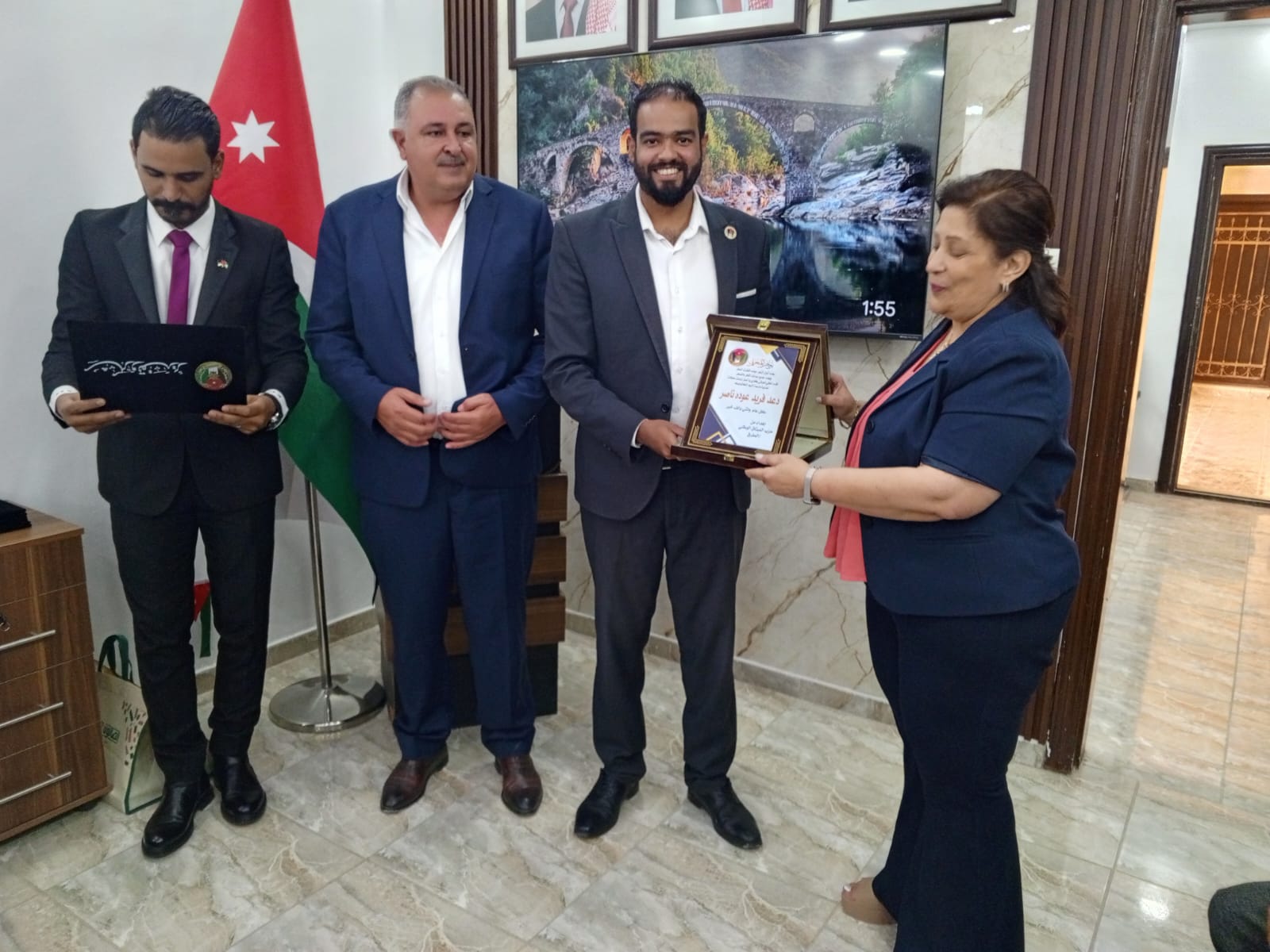 الميثاق الوطني في المفرق يكرّم معلمات تميزن بالعطاء في مدرسة الروم الكاثوليك